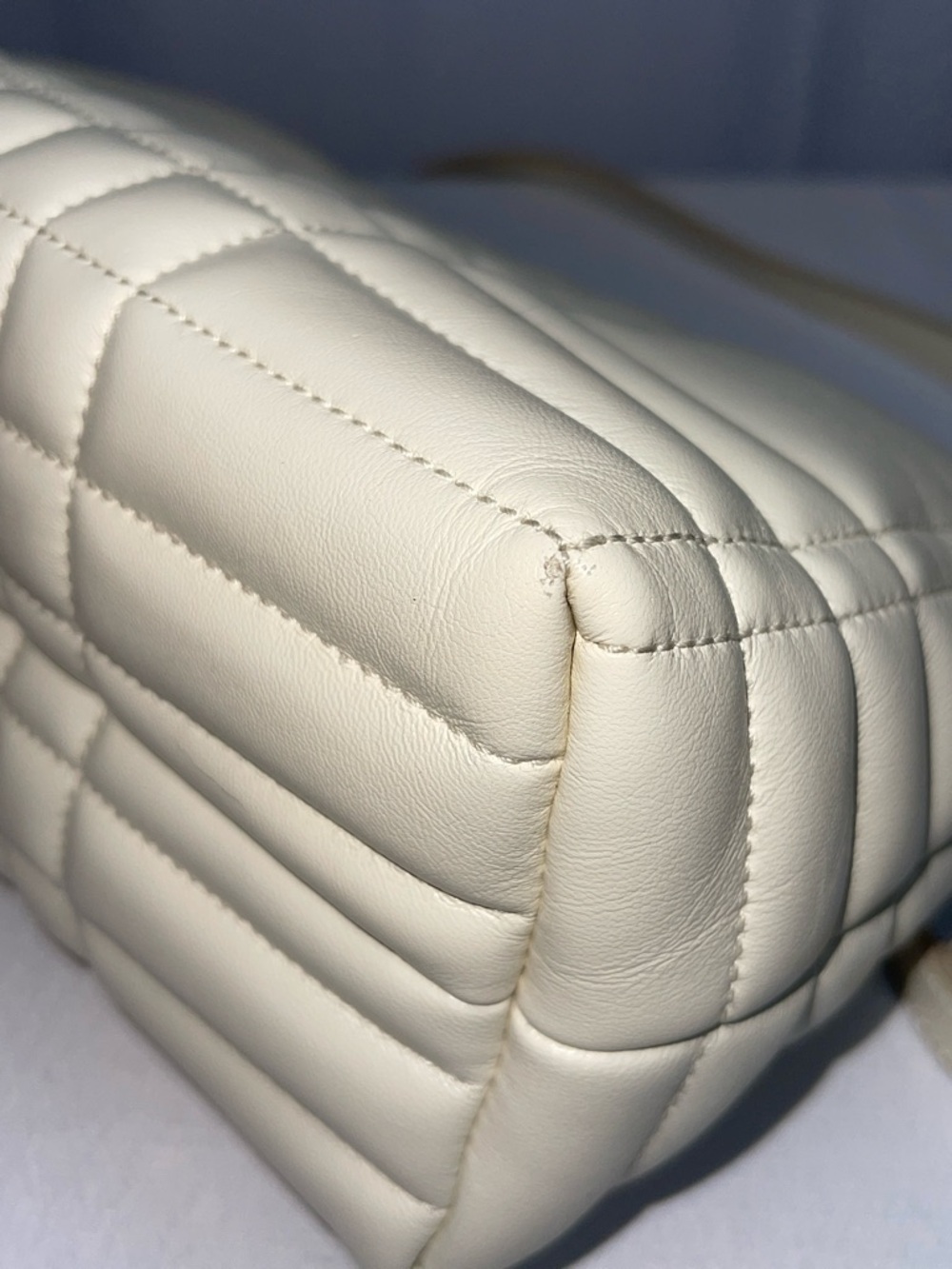 Burberry Lola Quilted Leather Shoulder Bag in Cream - Picture 7 of 15